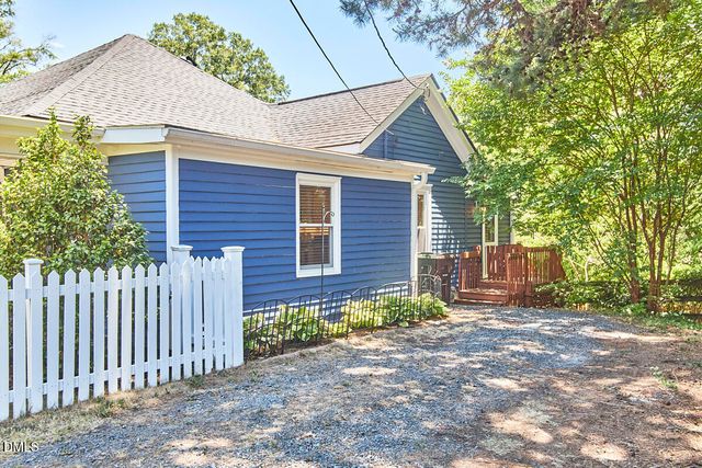 2203 Chapel Hill Road, Durham, NC 27707