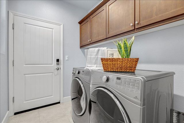 2943 Abrams Drive, Marina, CA 93933