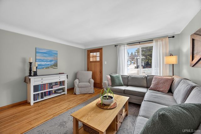 1014 Minnesota Street, Hancock, MI 49930