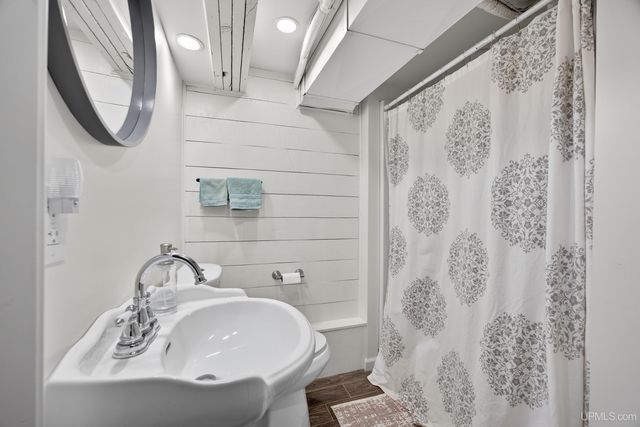 1014 Minnesota Street, Hancock, MI 49930