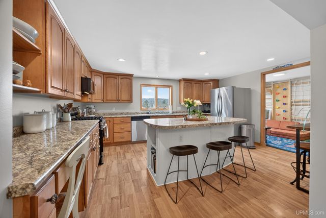 1014 Minnesota Street, Hancock, MI 49930