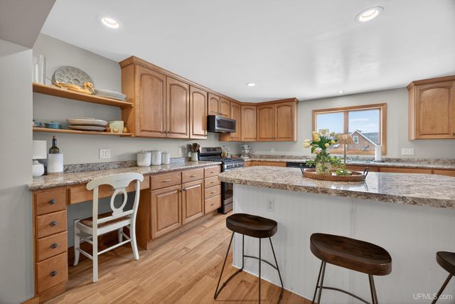 1014 Minnesota Street, Hancock, MI 49930