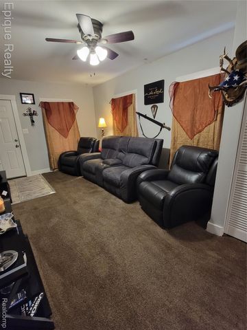 2904 Vanness Street, Port Huron, MI 48060