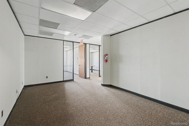 1 Parklane Boulevard W1050, Dearborn, MI 48126