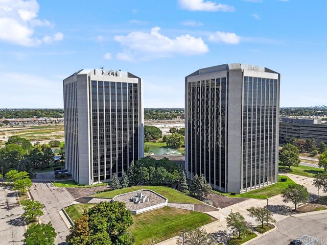 1 Parklane Boulevard W1050, Dearborn, MI 48126