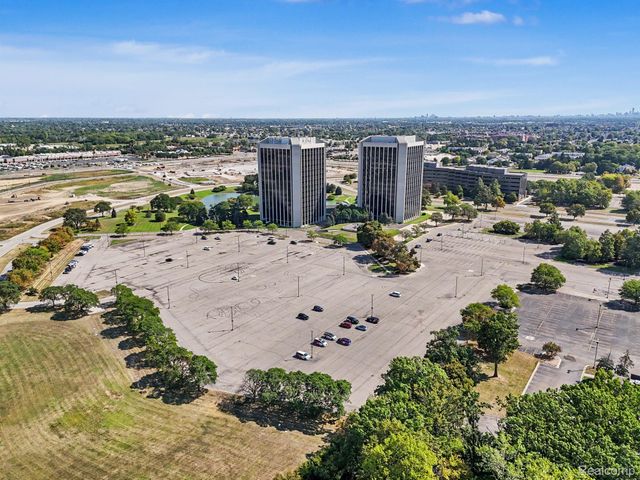 1 Parklane Boulevard W1050, Dearborn, MI 48126