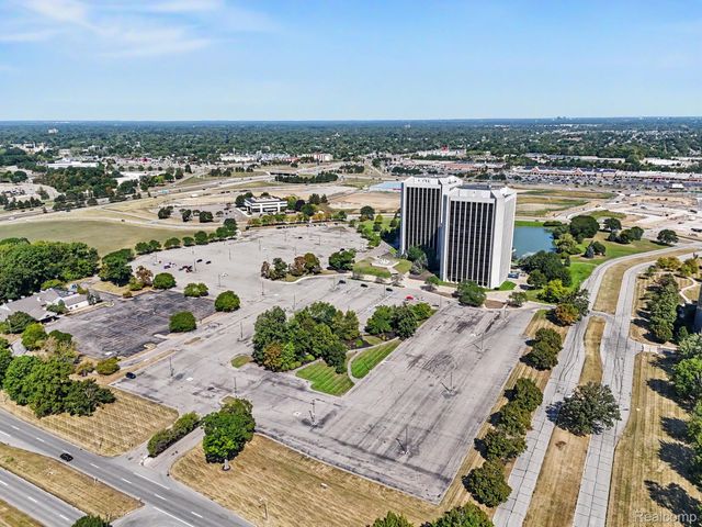 1 Parklane Boulevard W1050, Dearborn, MI 48126