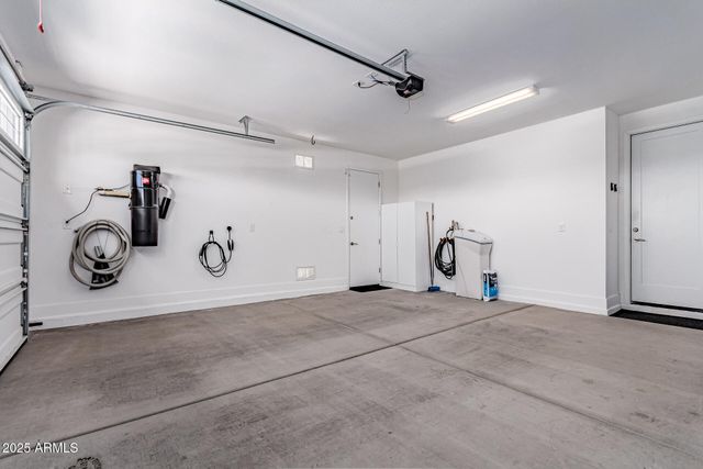 8426 N 186TH Lane, Waddell, AZ 85355