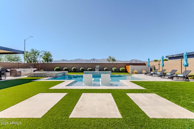 8426 N 186TH Lane, Waddell, AZ 85355