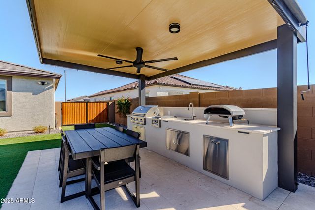 8426 N 186TH Lane, Waddell, AZ 85355