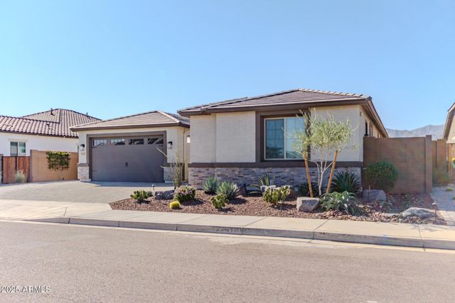 8426 N 186TH Lane, Waddell, AZ 85355