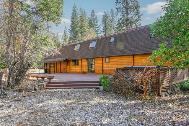 26897 Spring Ct, Pioneer, CA 95666