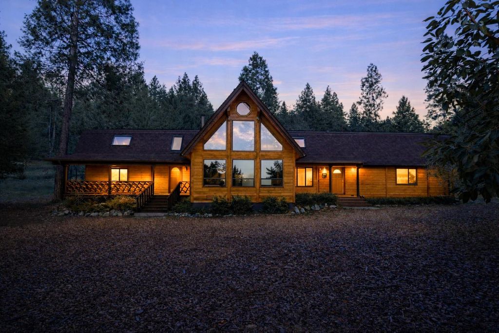 26897 Spring Ct, Pioneer, CA 95666