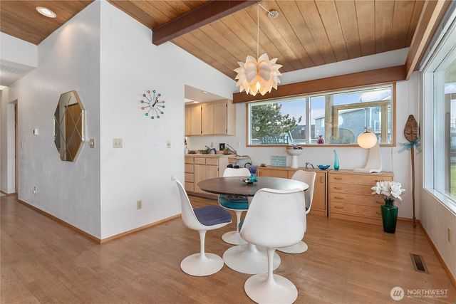 2589 Lummi View Drive, Bellingham, WA 98226