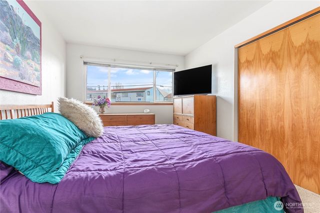 2589 Lummi View Drive, Bellingham, WA 98226