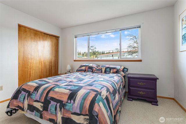 2589 Lummi View Drive, Bellingham, WA 98226