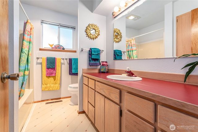 2589 Lummi View Drive, Bellingham, WA 98226