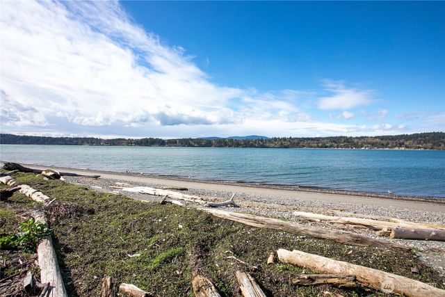 2589 Lummi View Drive, Bellingham, WA 98226