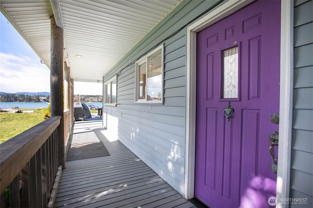 2589 Lummi View Drive, Bellingham, WA 98226