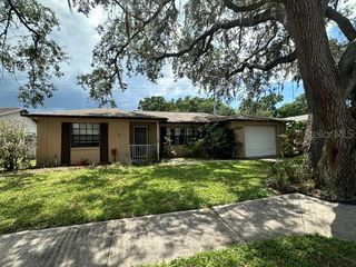 7812 ROYAL HART DRIVE, New Port Richey, FL 34653