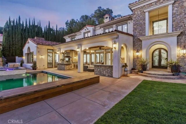 11451 Plantero Drive, North Tustin, CA 92705