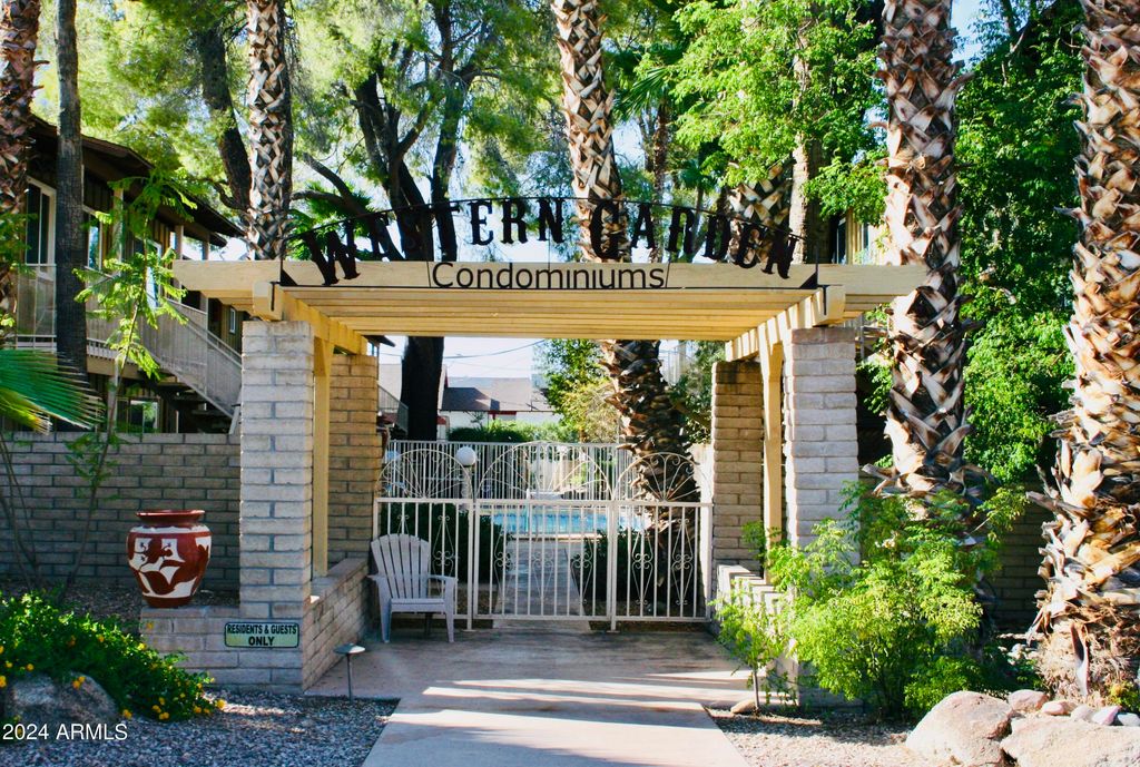 90 W Yavapai Street 8, Wickenburg, AZ 85390 — exterior