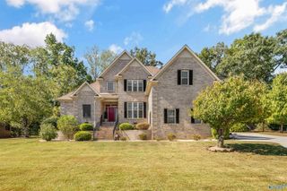 151 River Walk Trail, New Market, AL 35761