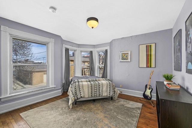 1615 E Kane PLACE, Milwaukee, WI 53202