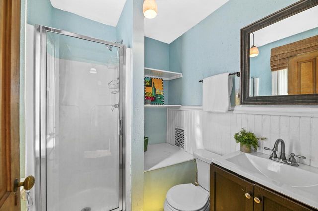 1615 E Kane PLACE, Milwaukee, WI 53202