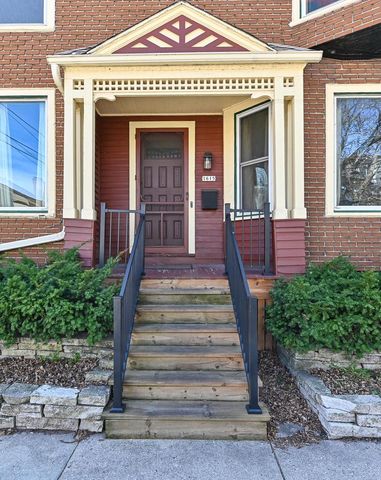 1615 E Kane PLACE, Milwaukee, WI 53202