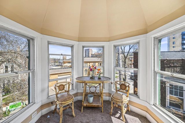 1615 E Kane PLACE, Milwaukee, WI 53202