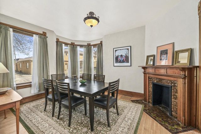 1615 E Kane PLACE, Milwaukee, WI 53202