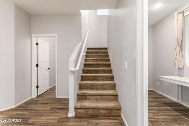 7039 N 84TH Avenue, Glendale, AZ 85305