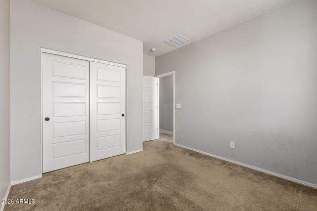 7039 N 84TH Avenue, Glendale, AZ 85305