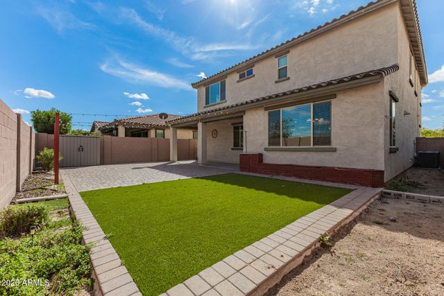 7039 N 84TH Avenue, Glendale, AZ 85305
