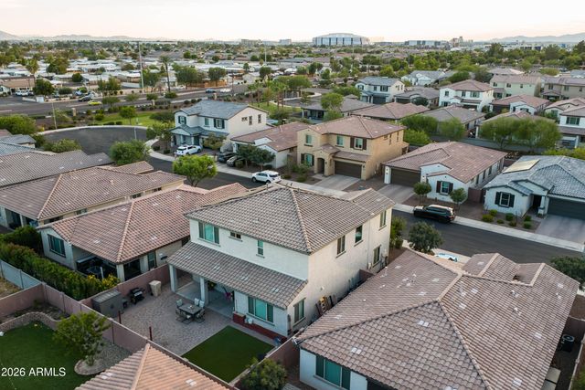 7039 N 84TH Avenue, Glendale, AZ 85305