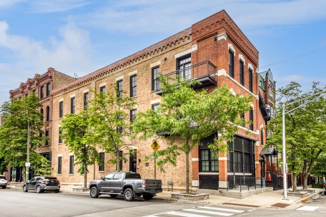 1339 N Noble Street 1, Chicago, IL 60642