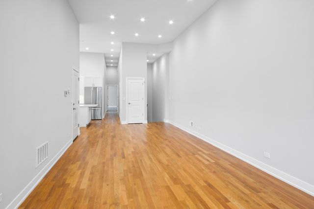 1339 N Noble Street 1, Chicago, IL 60642