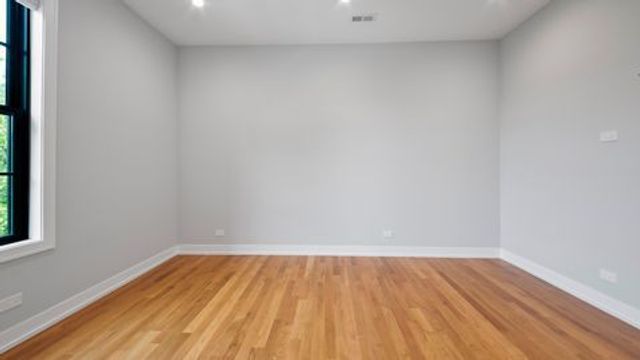 1339 N Noble Street 1, Chicago, IL 60642