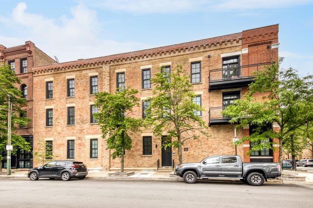 1339 N Noble Street 1, Chicago, IL 60642