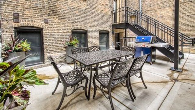 1339 N Noble Street 1, Chicago, IL 60642