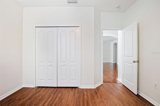 471 WESTCHESTER HILLS LANE, Valrico, FL 33594