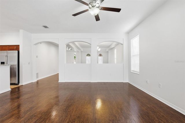 471 WESTCHESTER HILLS LANE, Valrico, FL 33594