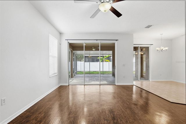 471 WESTCHESTER HILLS LANE, Valrico, FL 33594