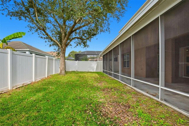 471 WESTCHESTER HILLS LANE, Valrico, FL 33594