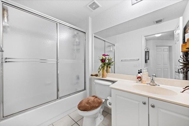 2917 Tuscany Court 107, Palm Beach Gardens, FL 33410