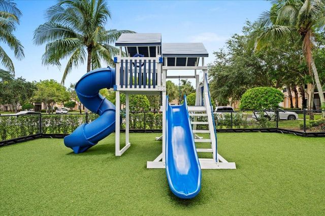 2917 Tuscany Court 107, Palm Beach Gardens, FL 33410