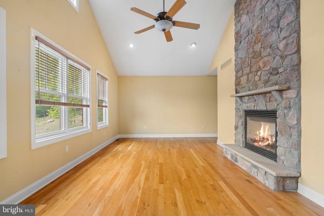 54 BLUESTONE CT, Lake Harmony, PA 18624