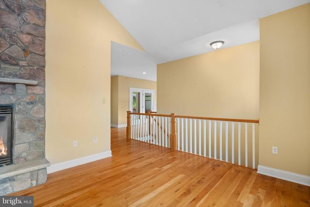54 BLUESTONE CT, Lake Harmony, PA 18624