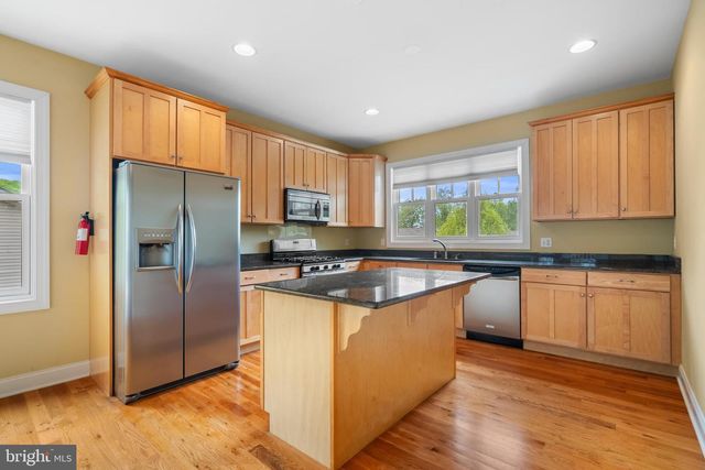 54 BLUESTONE CT, Lake Harmony, PA 18624